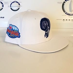 New Era Rams fitted cap 2004 Pro Bowl side patch edition size 7 1/2